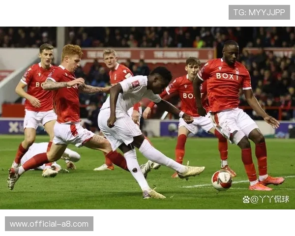 诺丁汉森林0-2阿森纳，特罗萨德对决怀特成焦点