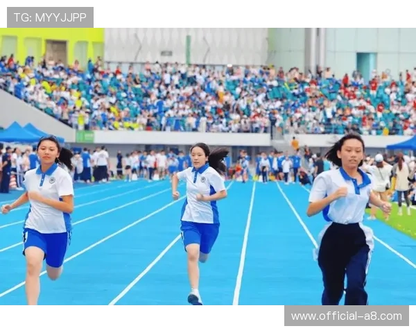 深圳市华侨城高级中学棒球队借交流赛备战省运会